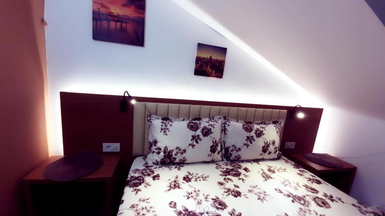 Stay Inn Rediu Valea Lupului  Exterior photo